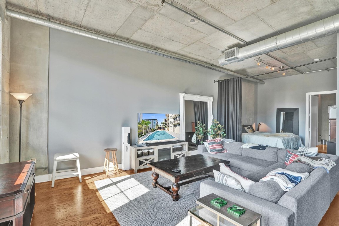 410 NW 1st Avenue 604