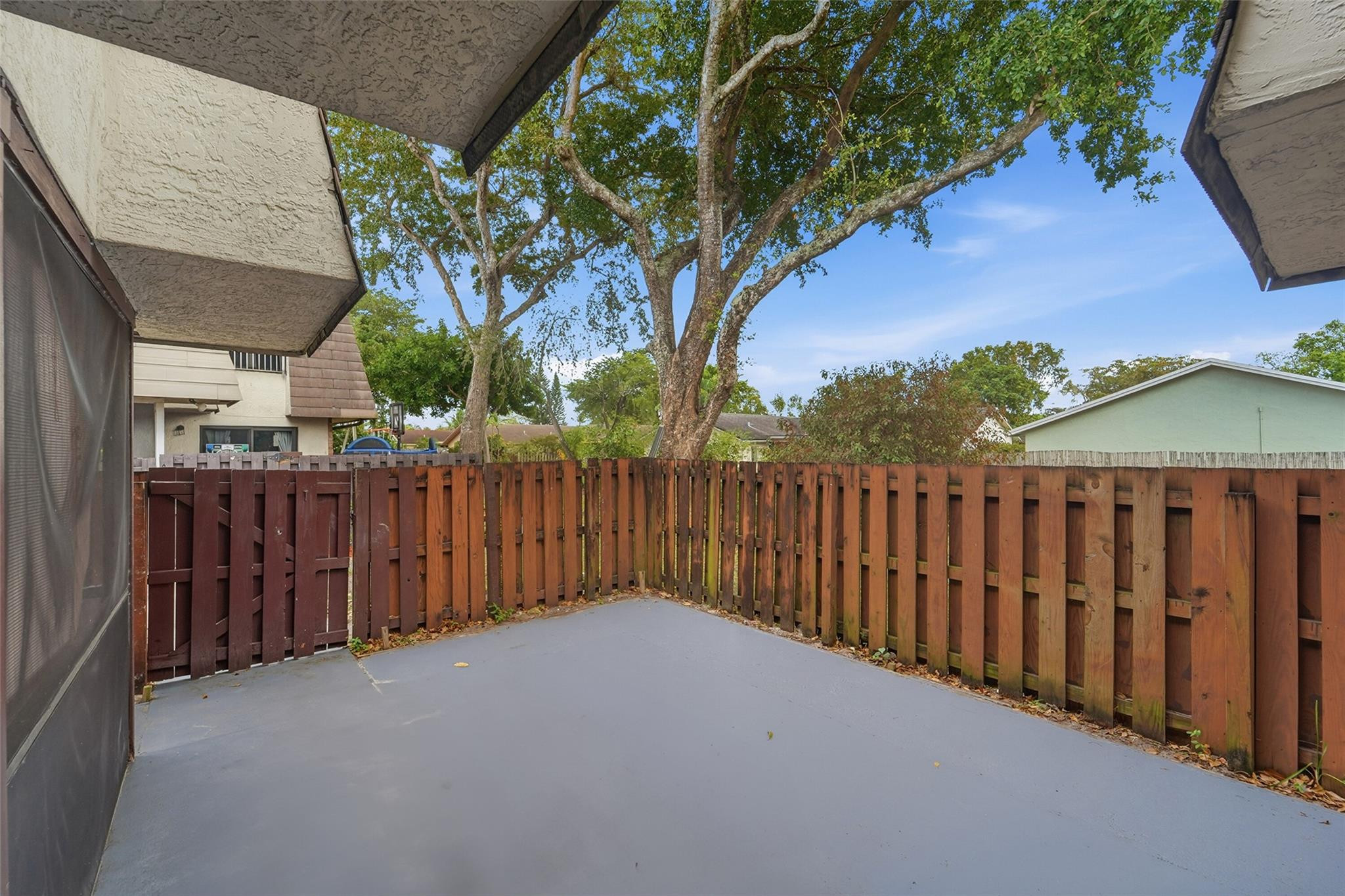 2501 NW 99th Avenue