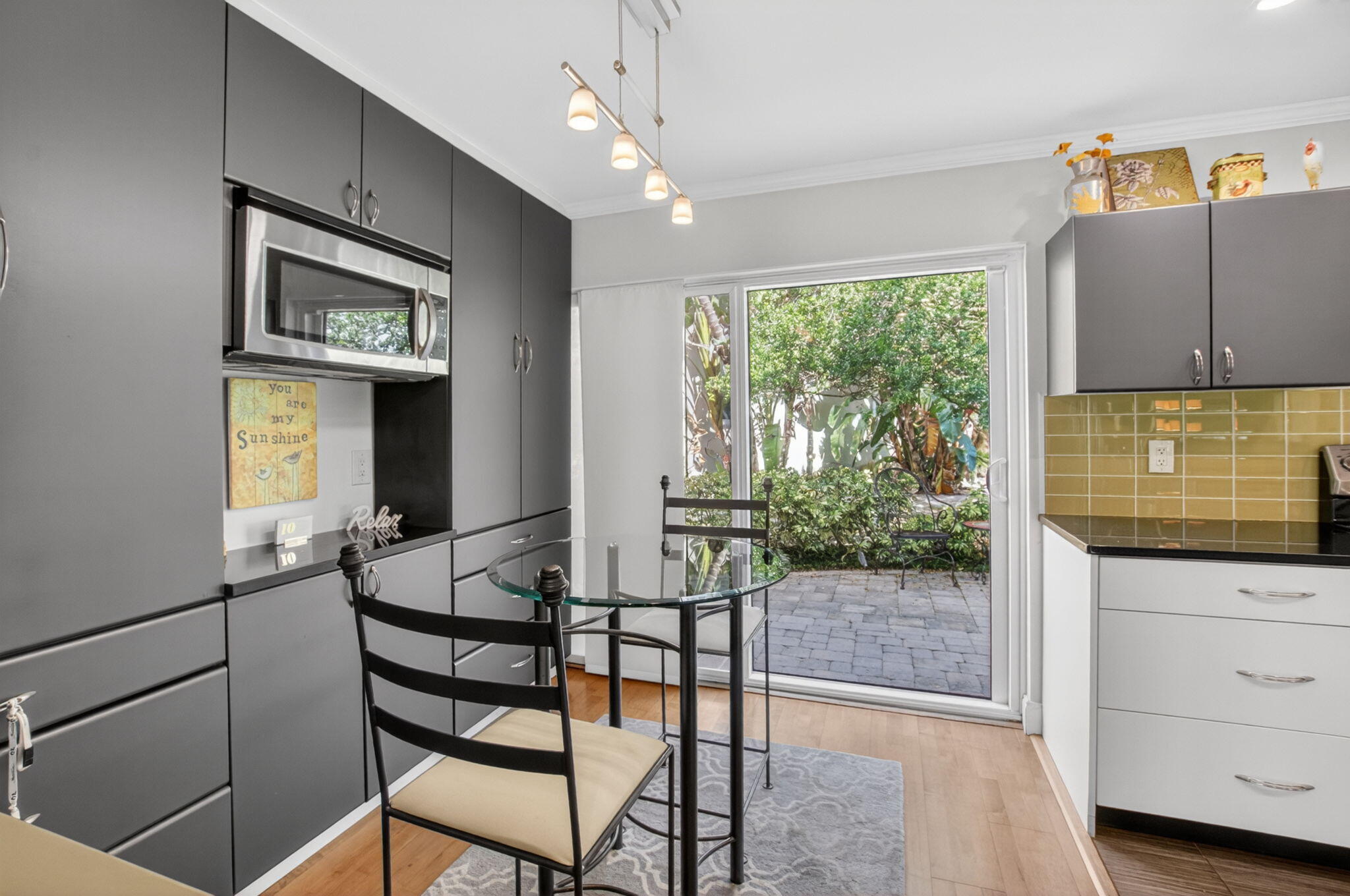 CAMEO WOODS CONDO - Residential