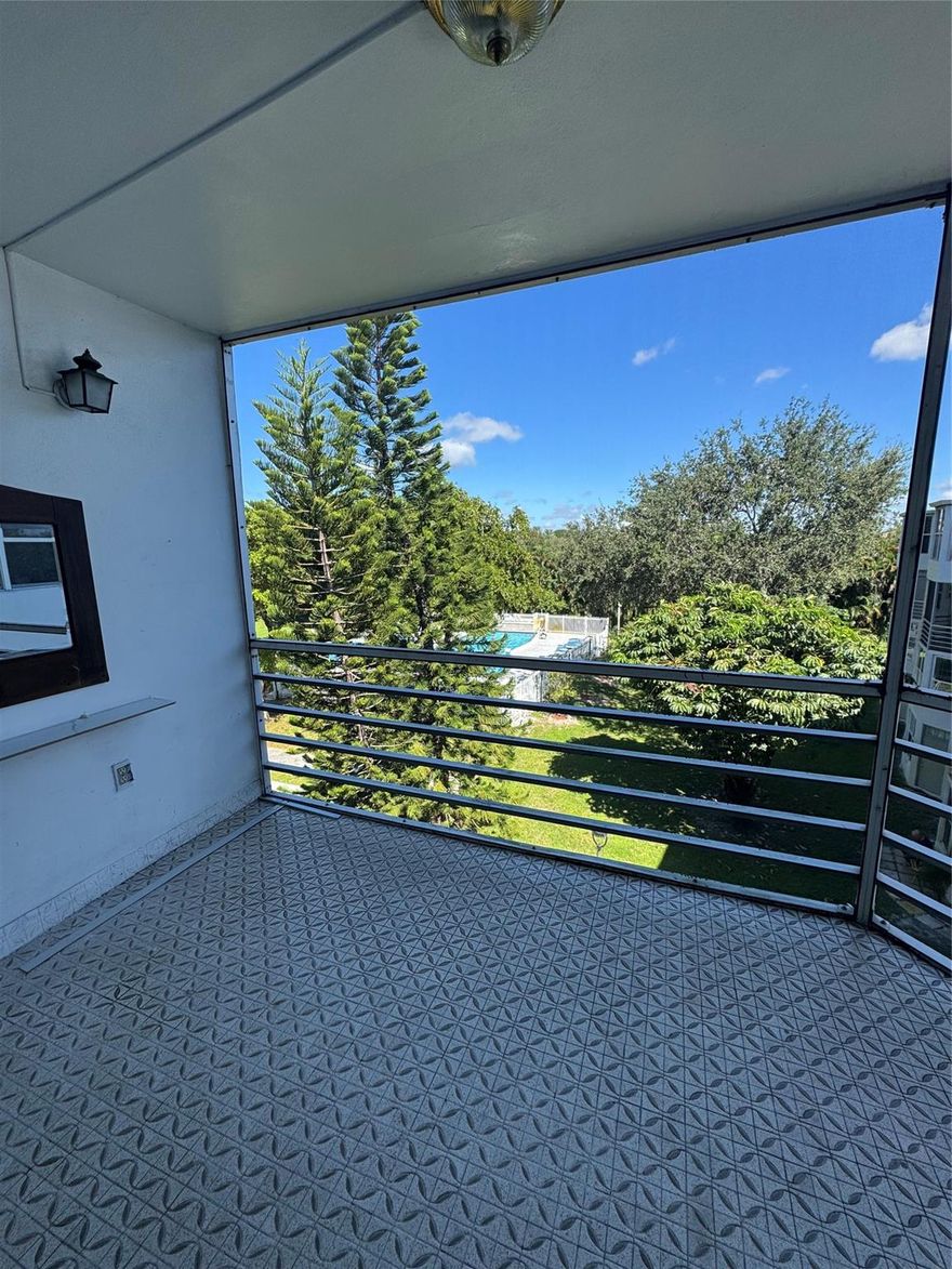 Great one bedroom one full bath and reception bathroom. Remodel kitchen. Great Balcony facing a lots of trees and a fantastic lake view. Location Location Location close the I95 and Aventura. Building require proof of income, two month stubs payment, Credit score +650. 1 parking space not cover. Community Laundry