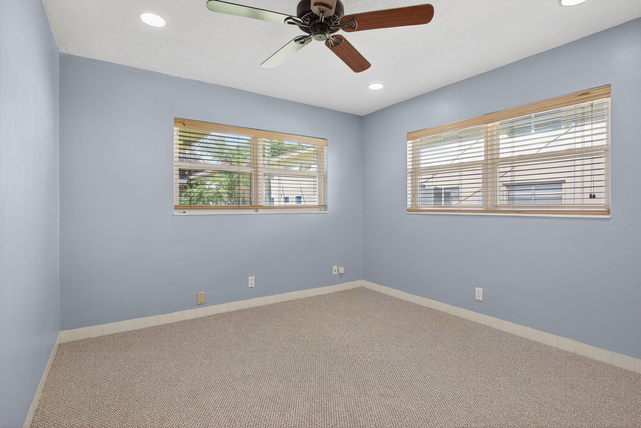 HARBOUR VILLAS - Residential Lease