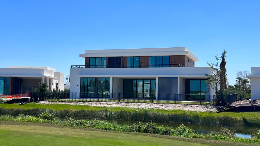 Photo of 10428 Bernina Court, Palm Beach Gardens, FL 33412 (MLS # B26006541)