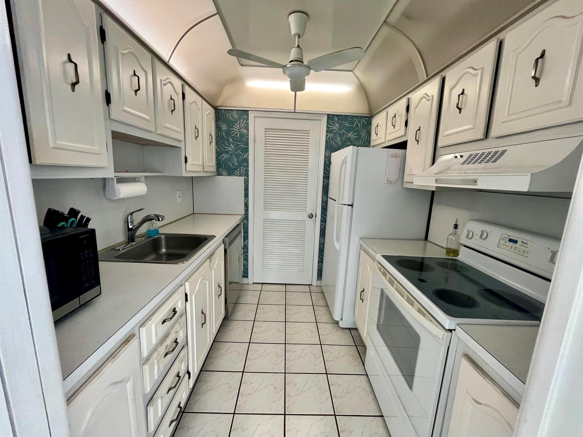 CROTON HARBOR CONDO - Residential Lease