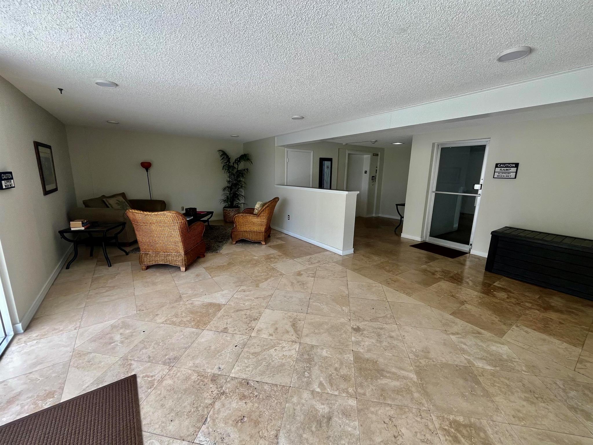 CROTON HARBOR CONDO - Residential Lease