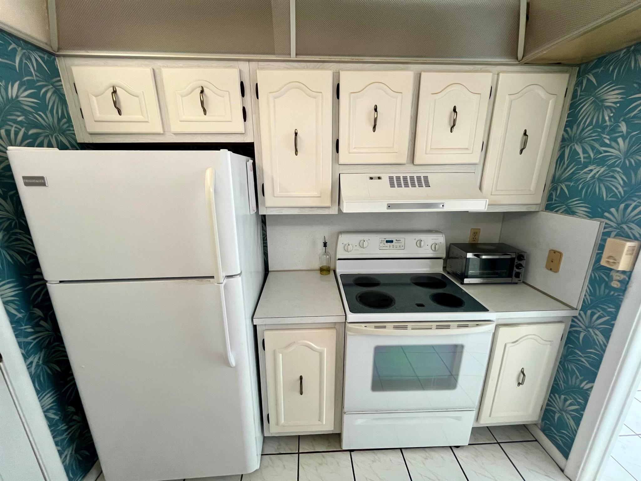 CROTON HARBOR CONDO - Residential Lease