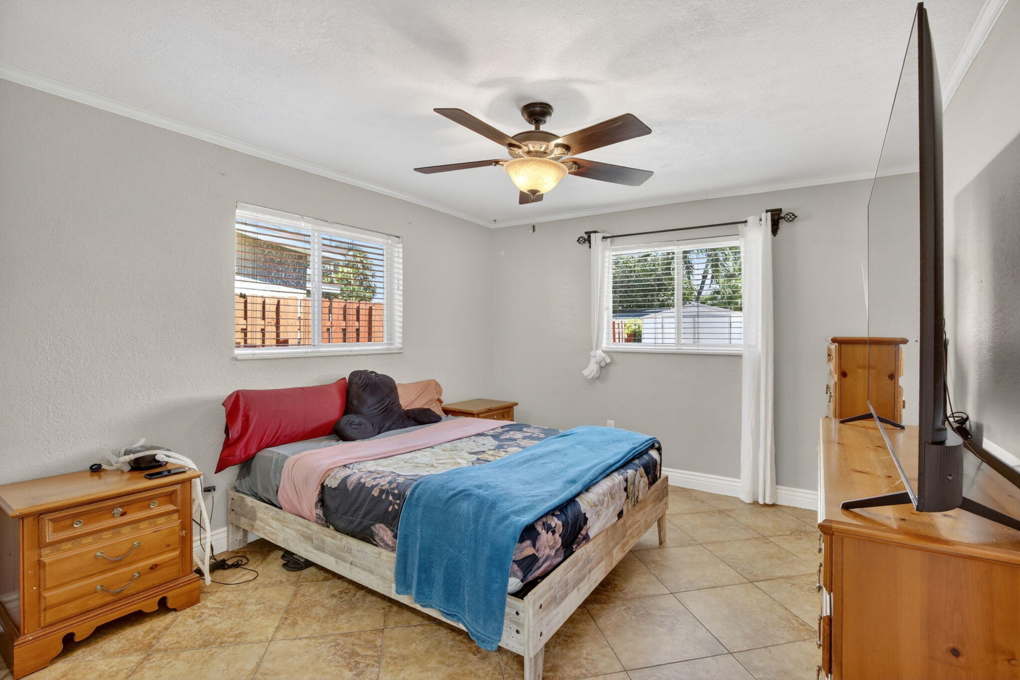 SUNRISE GOLF VILLAGE - Residential