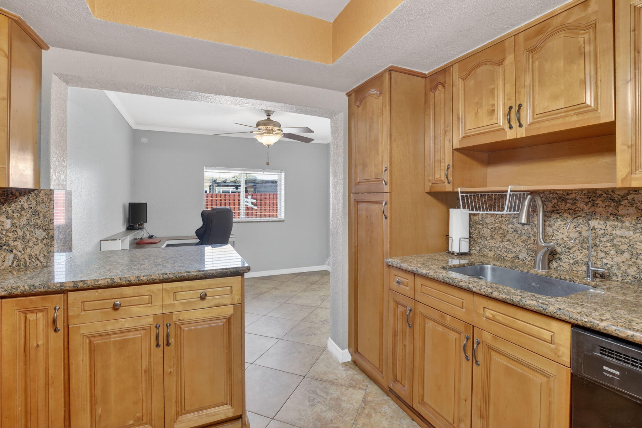 SUNRISE GOLF VILLAGE - Residential