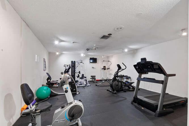 LE CHATEAU ROYAL CONDO - Residential Lease