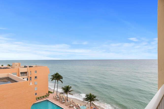 LE CHATEAU ROYAL CONDO - Residential Lease