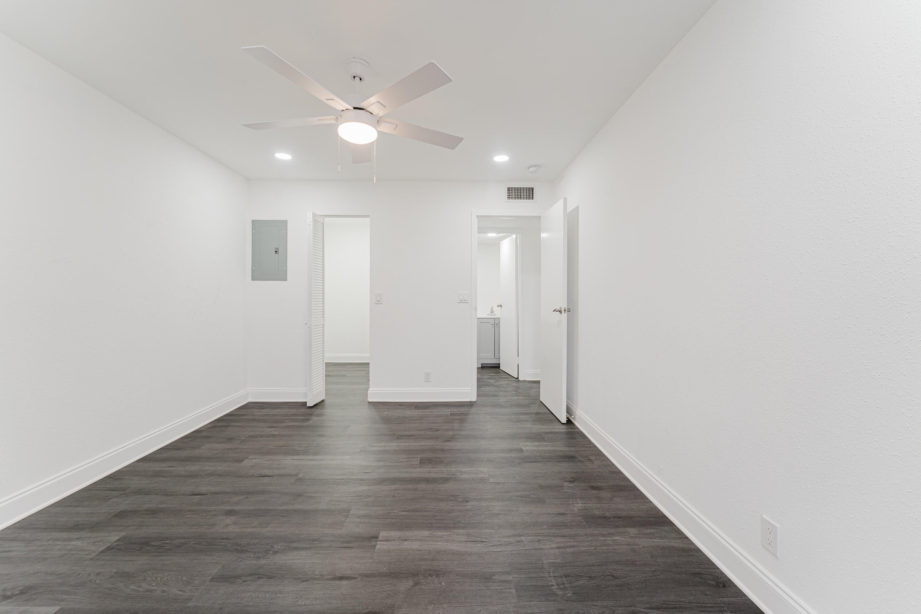 KINGS POINT BRITTANY A THRU O CONDOS - Residential