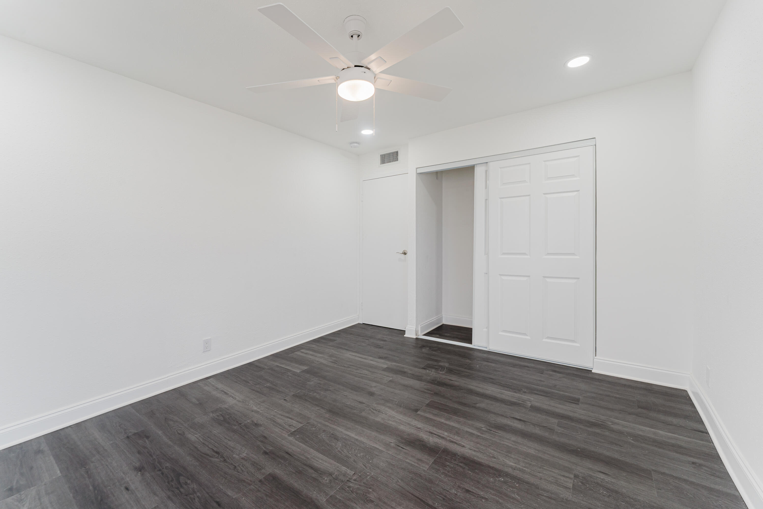 KINGS POINT BRITTANY A THRU O CONDOS - Residential