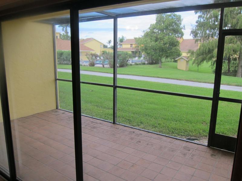 WOODBRIDGE LAKES - Residential