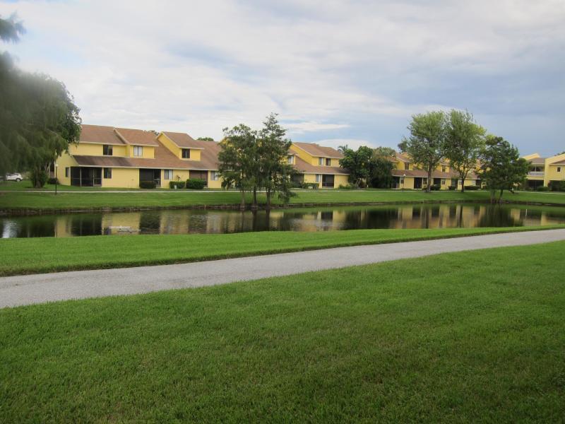 WOODBRIDGE LAKES - Residential