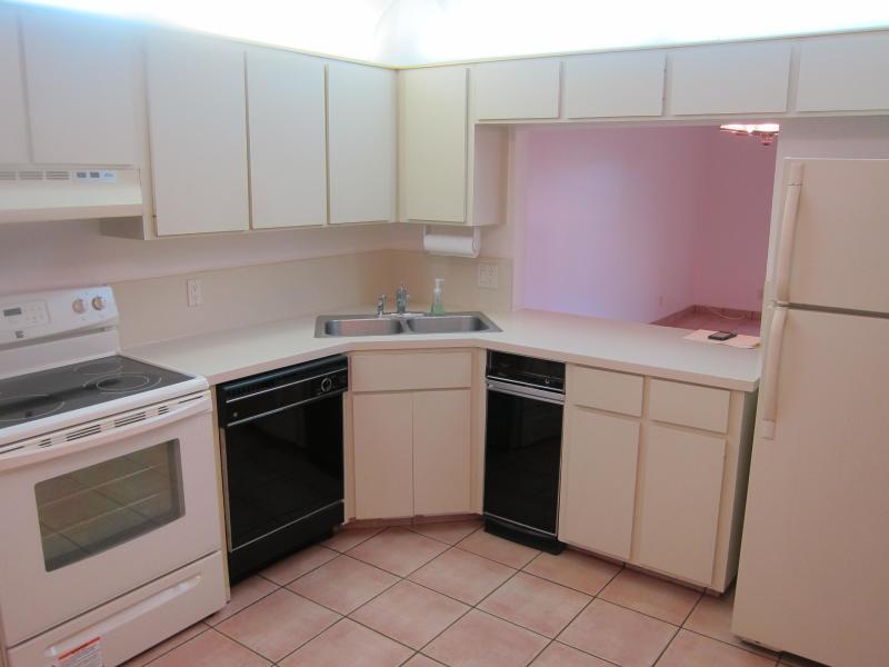 WOODBRIDGE LAKES - Residential