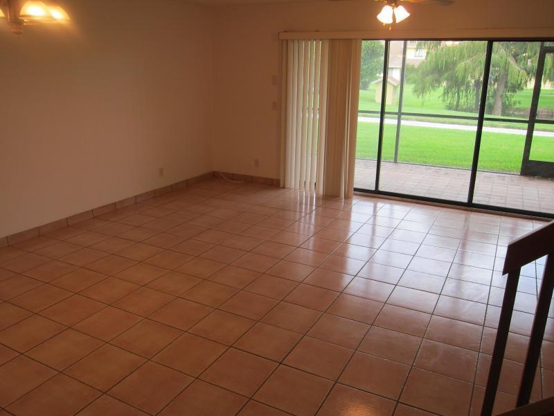 WOODBRIDGE LAKES - Residential