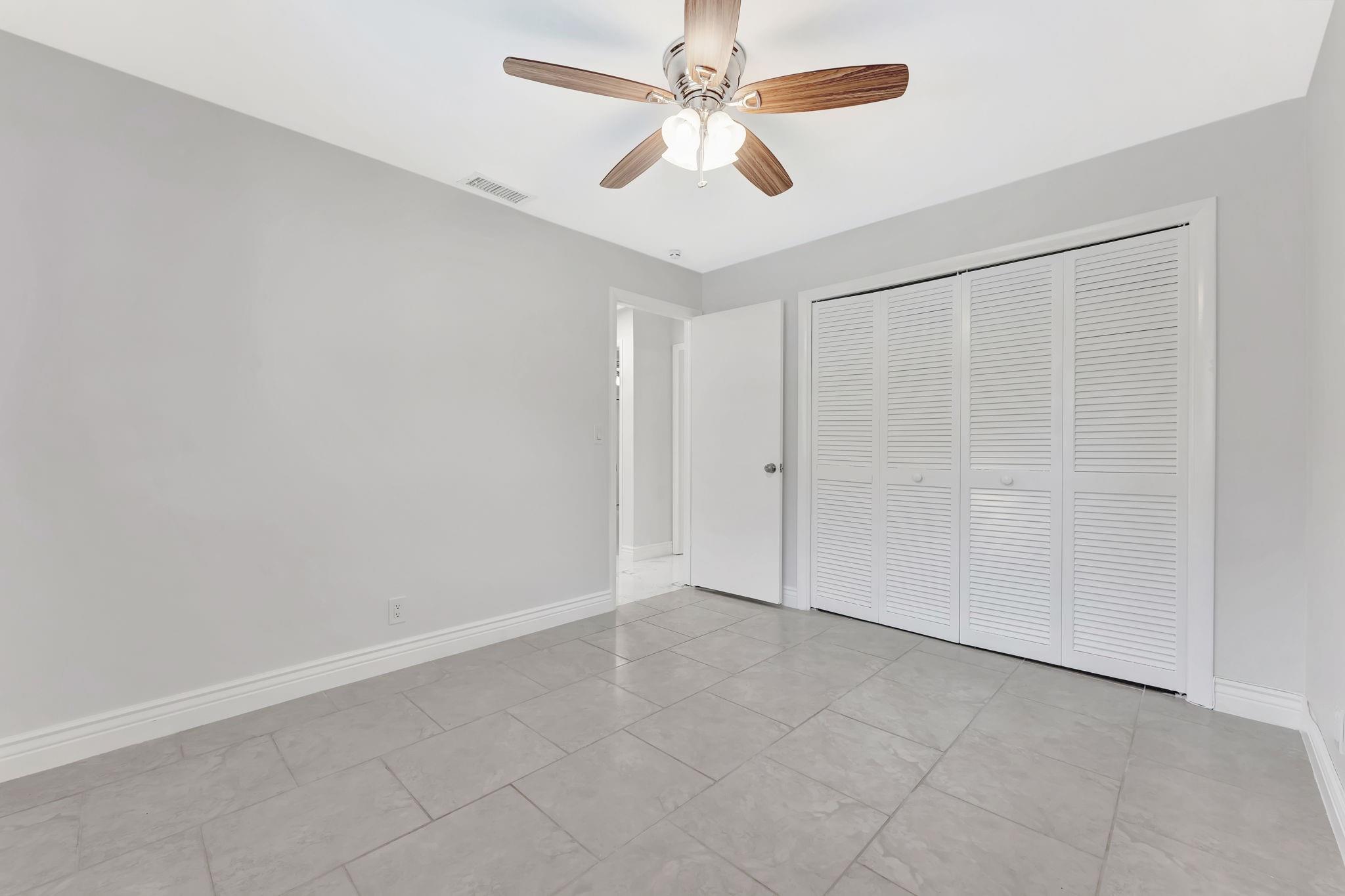 DEER RUN SPRINGS - Residential Lease