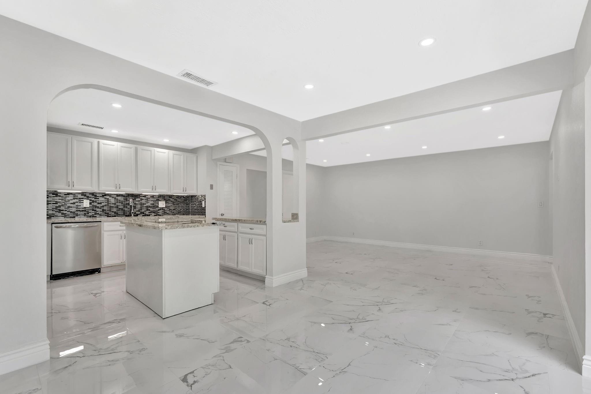 DEER RUN SPRINGS - Residential Lease