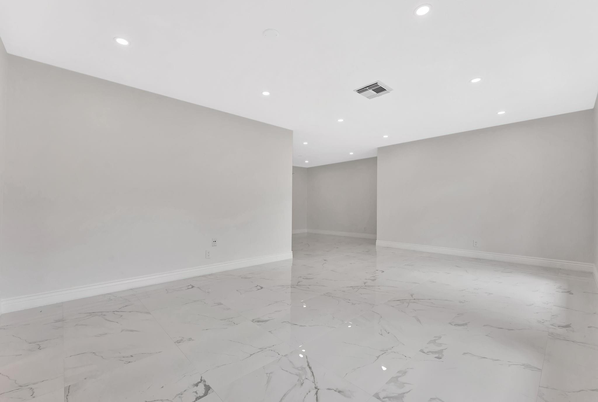 DEER RUN SPRINGS - Residential Lease