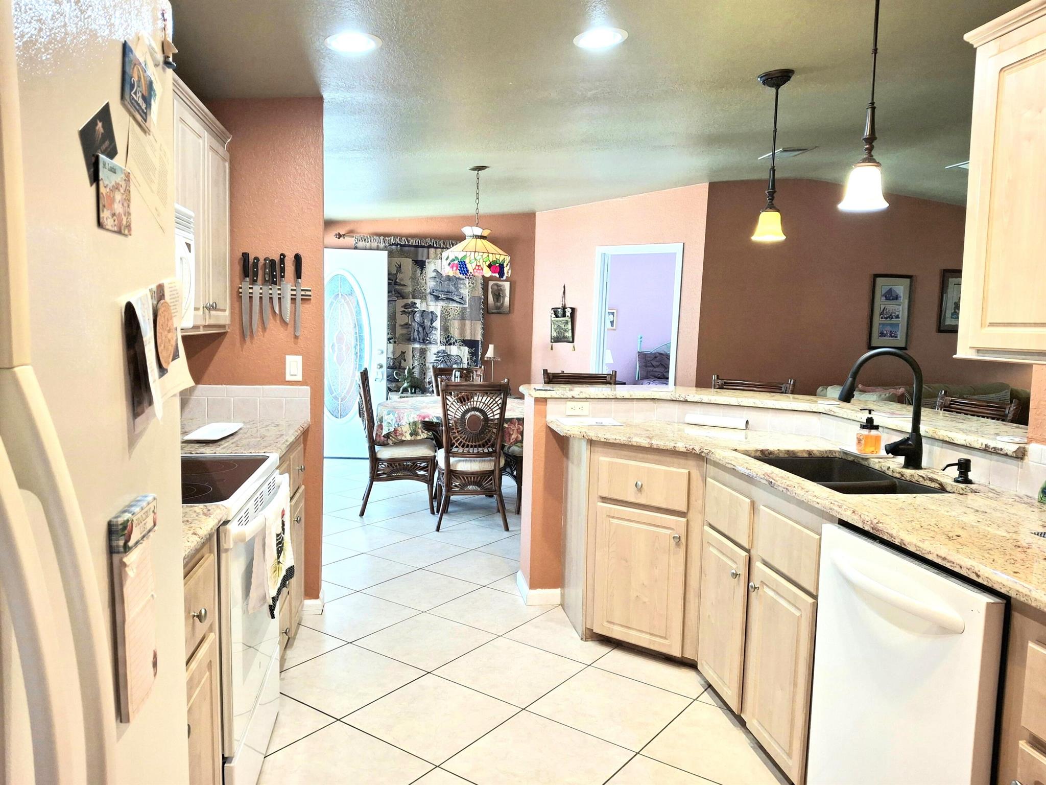 FAIRWAYS AT SAVANNA CLUB - Residential