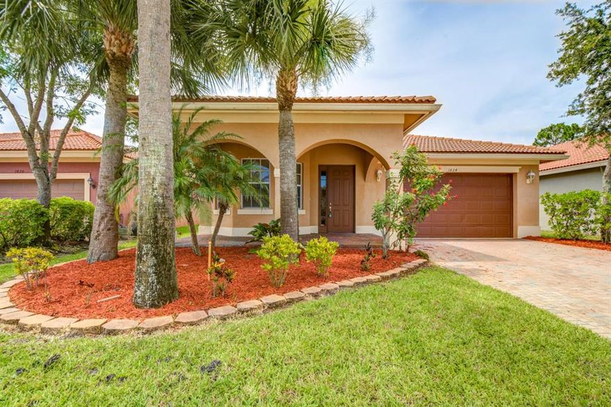 4/2/2 HOME IN NEWPORT ISLES! CLOSE TO TRADITION AND I95 FOR EASY COMMUTE. ALL APPLIANCES INCLUDED. NEWER 2016 A/C, NEWER 2017 LAMINATE WOOD FLOORING. COMMUNITY CLUBHOUSE WITH 2 POOLS, FITNESS CENTER, TENNIS, 24 HOUR MANNED GATE, INTERNET INCLUDED