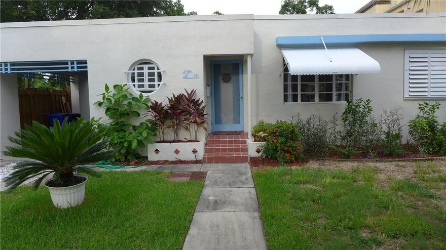 EXCELLENT SITE TO BUILD TWO TOWNHOMES OR A SINGLE FAMILY HOME. WALK TO NUMEROUS RESTAURANTS AND SHOPS. LOT SIZE 50X125. PRIME LAS OLAS LOCATION. HOME HAS 2 BEDROOMS, 1 BATHROOM, WOOD FLOORING, AND FIREPLACE.