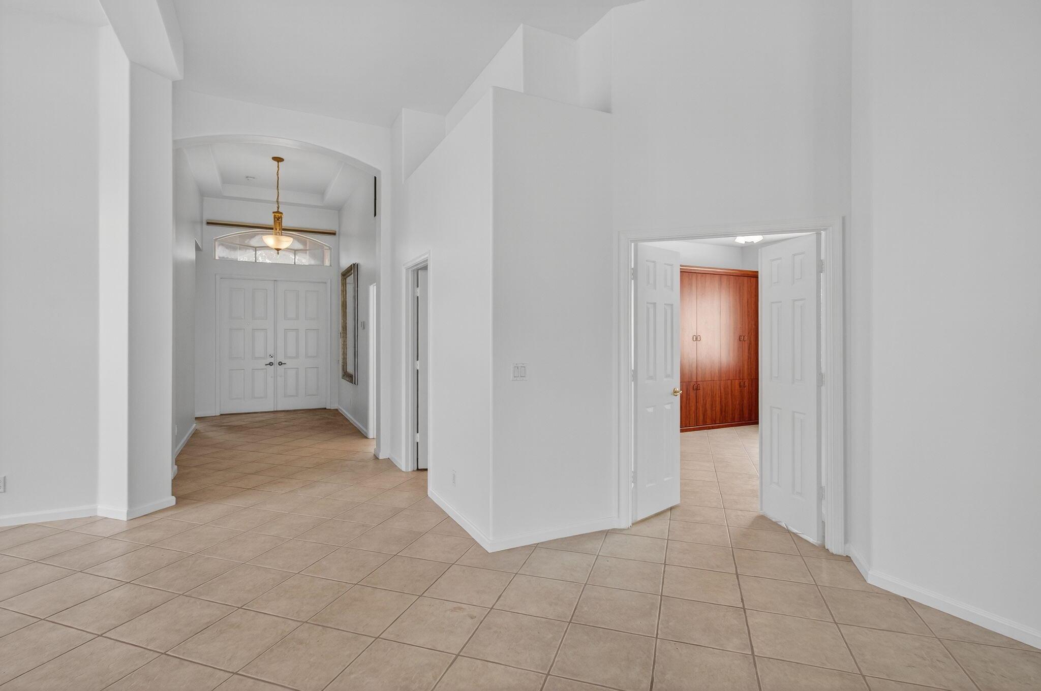 POLO TRACE 2 4 - Residential Lease