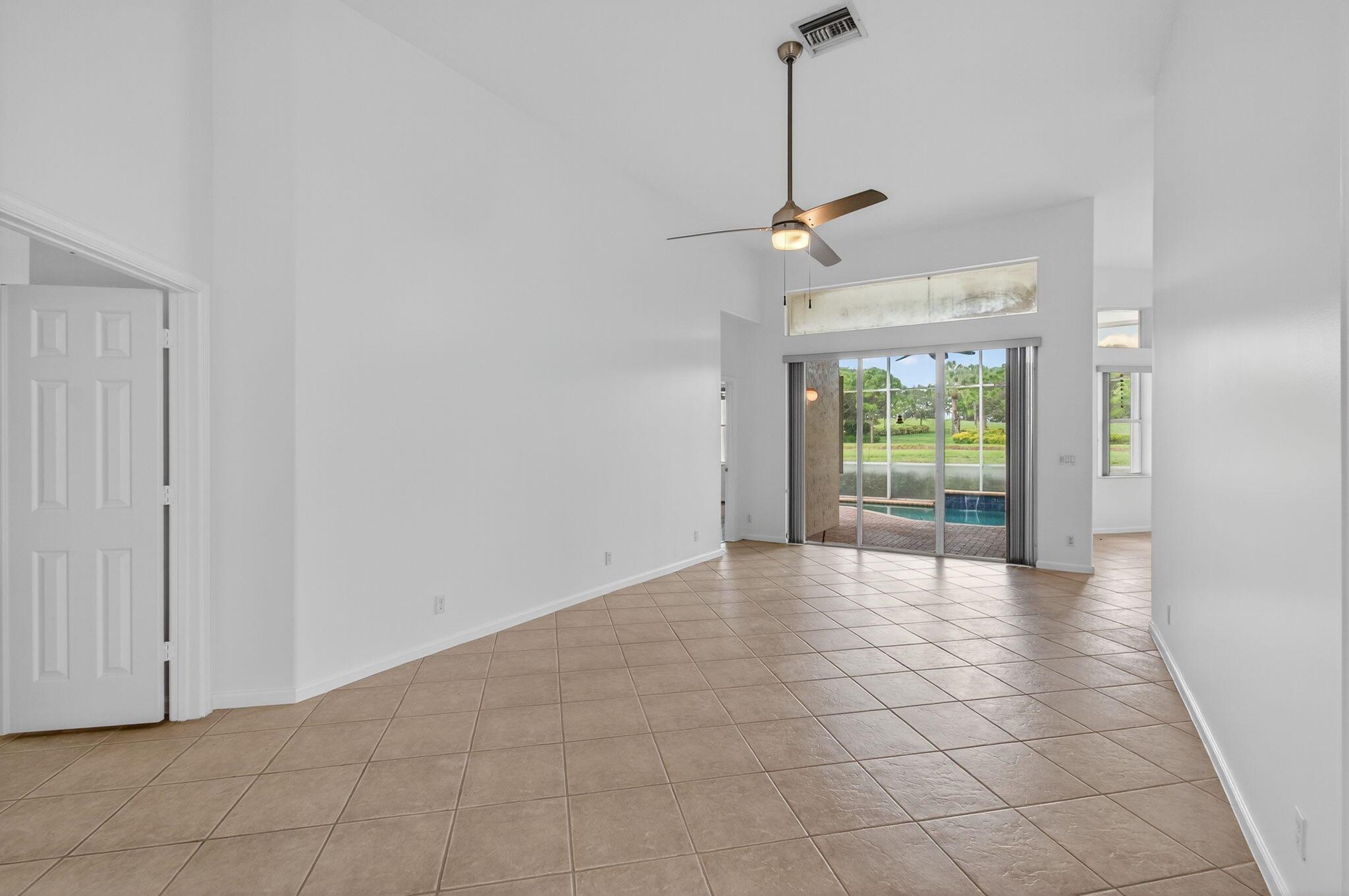 POLO TRACE 2 4 - Residential Lease