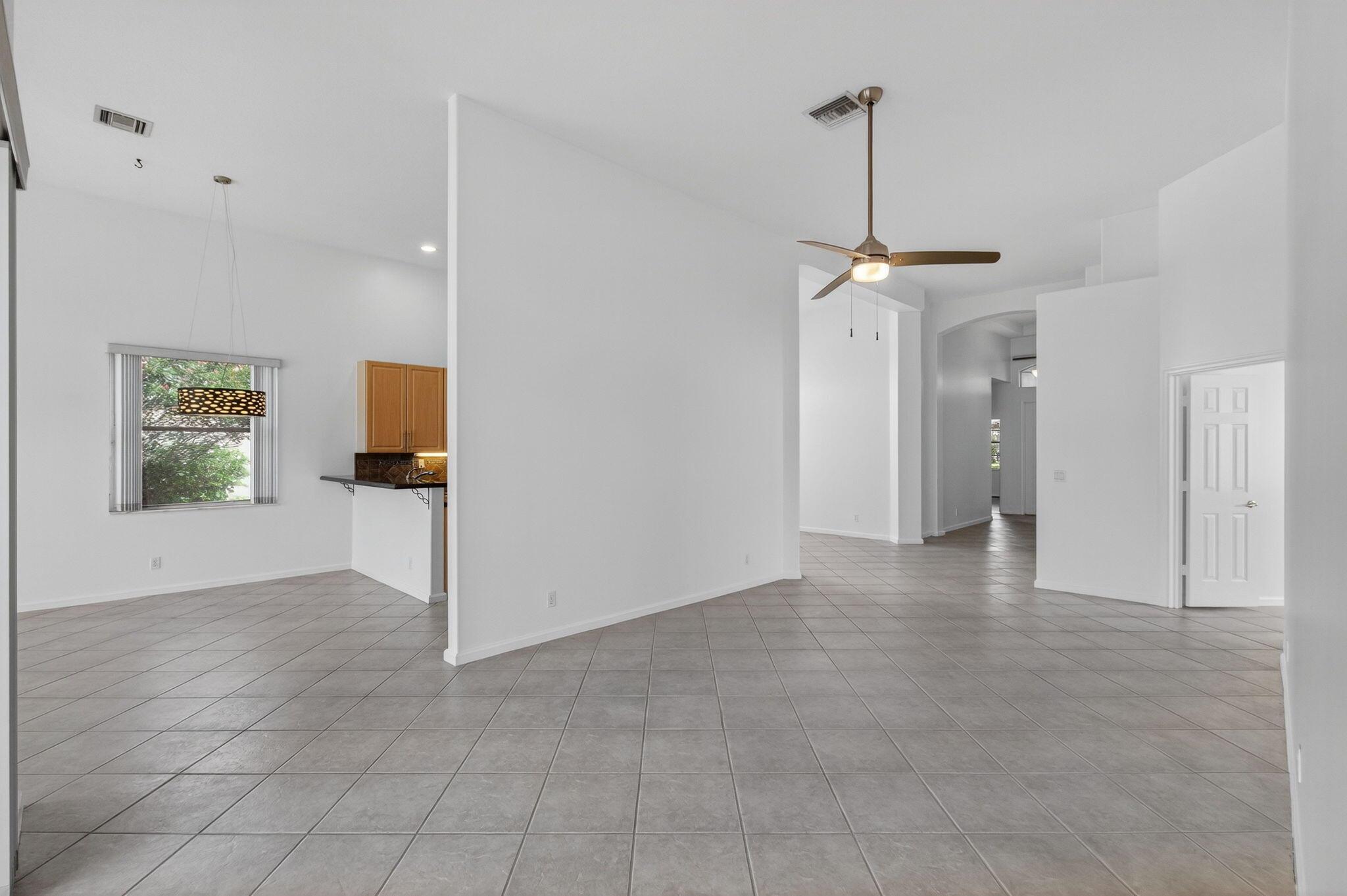 POLO TRACE 2 4 - Residential Lease