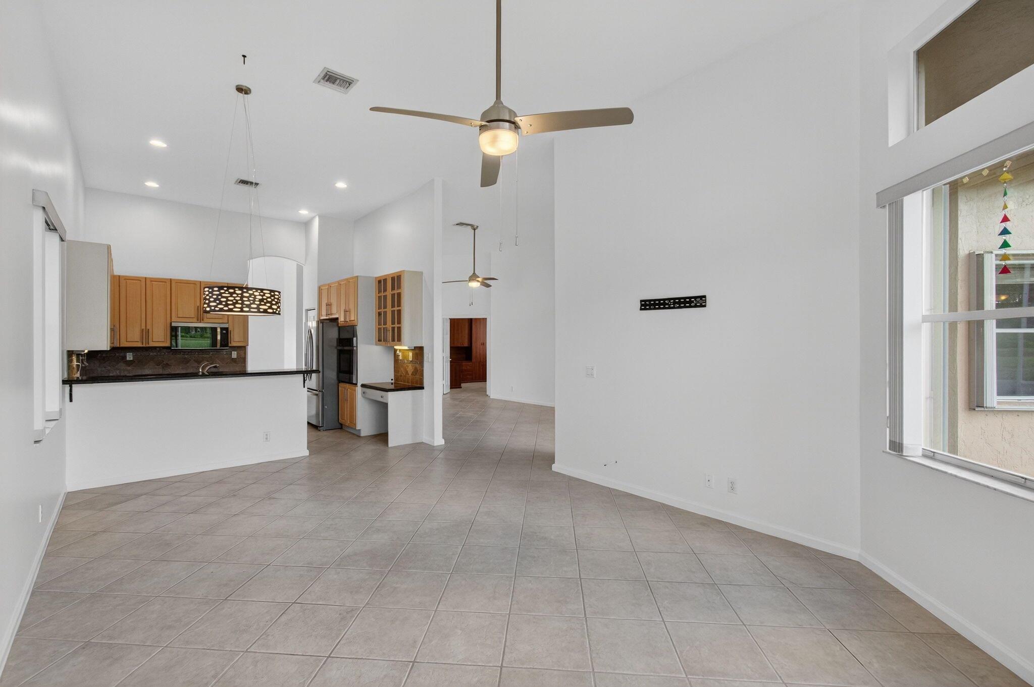 POLO TRACE 2 4 - Residential Lease