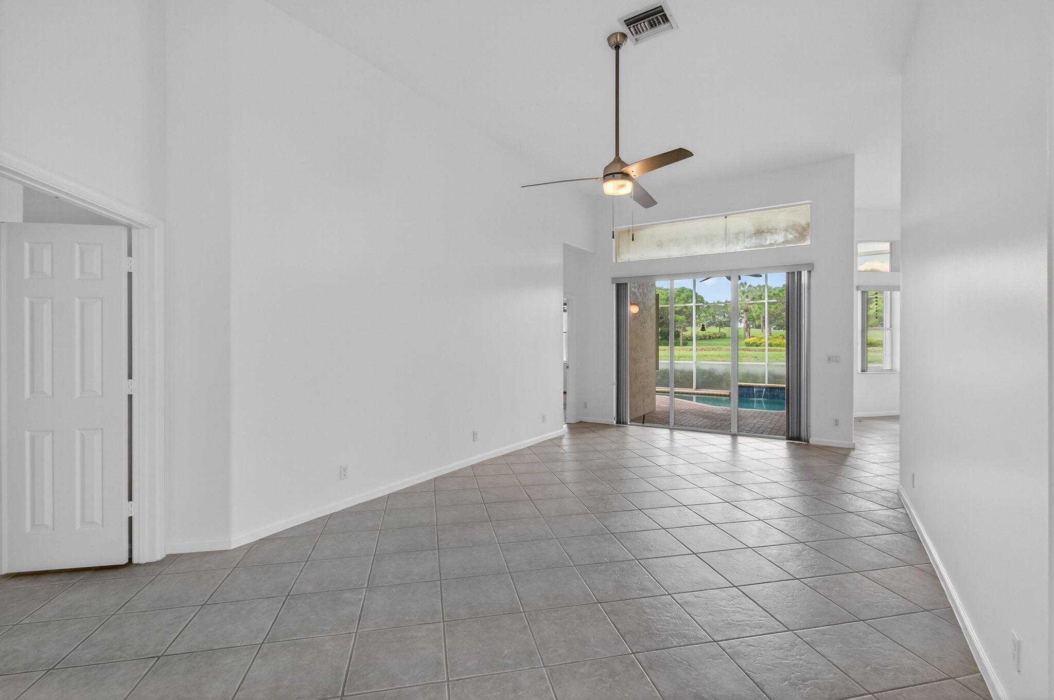 POLO TRACE 2 4 - Residential Lease