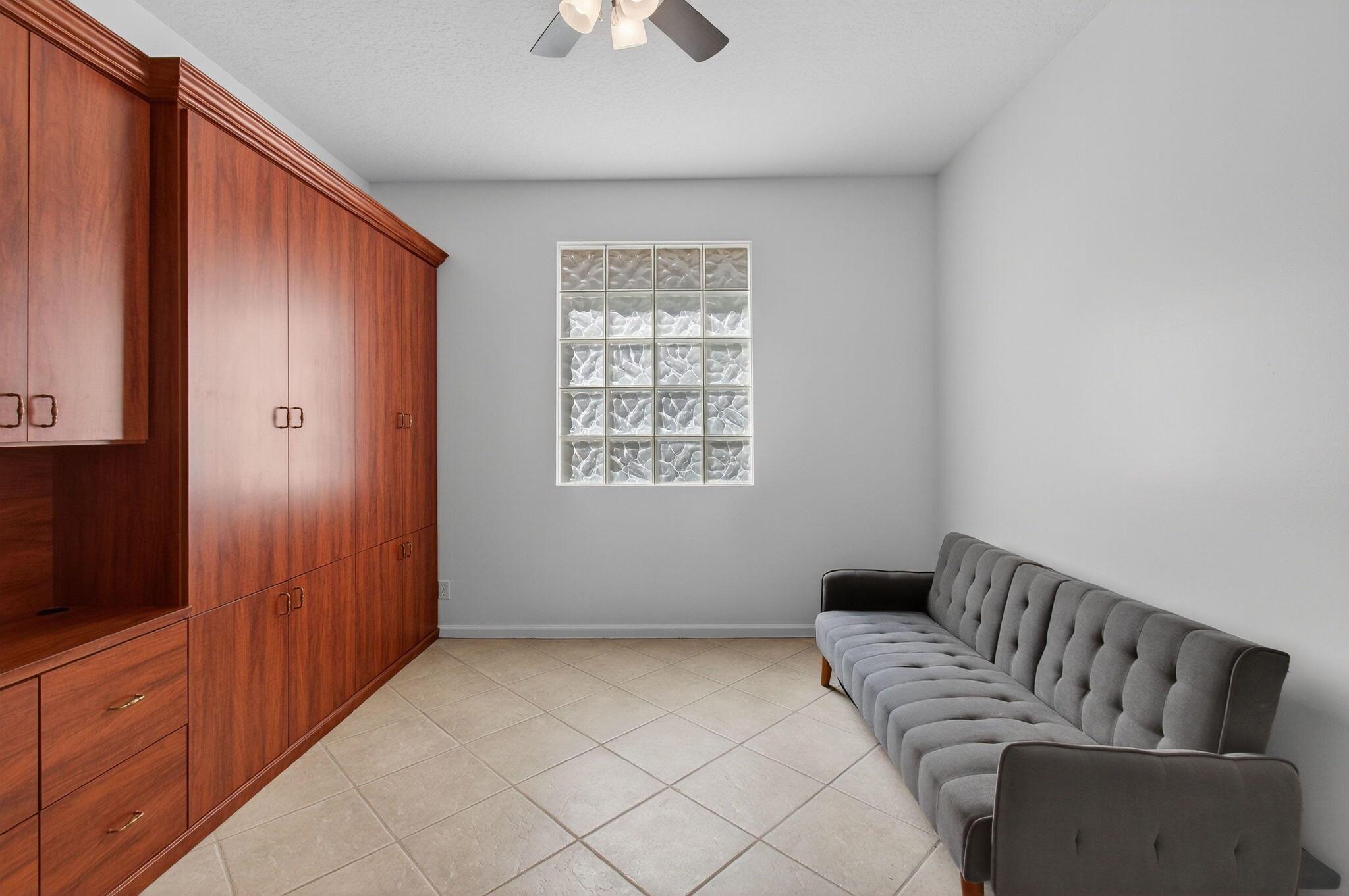 POLO TRACE 2 4 - Residential Lease