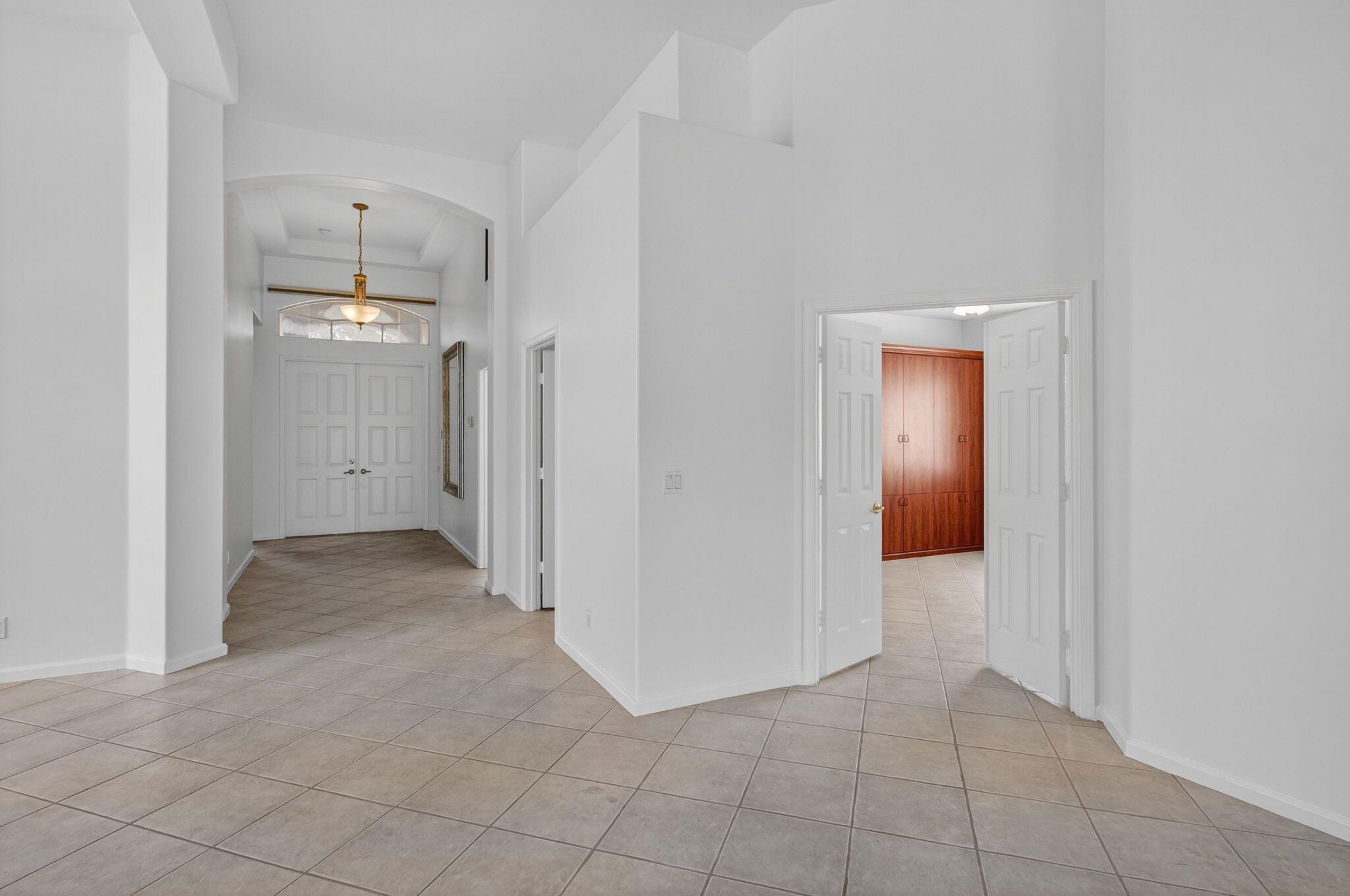 POLO TRACE 2 4 - Residential Lease