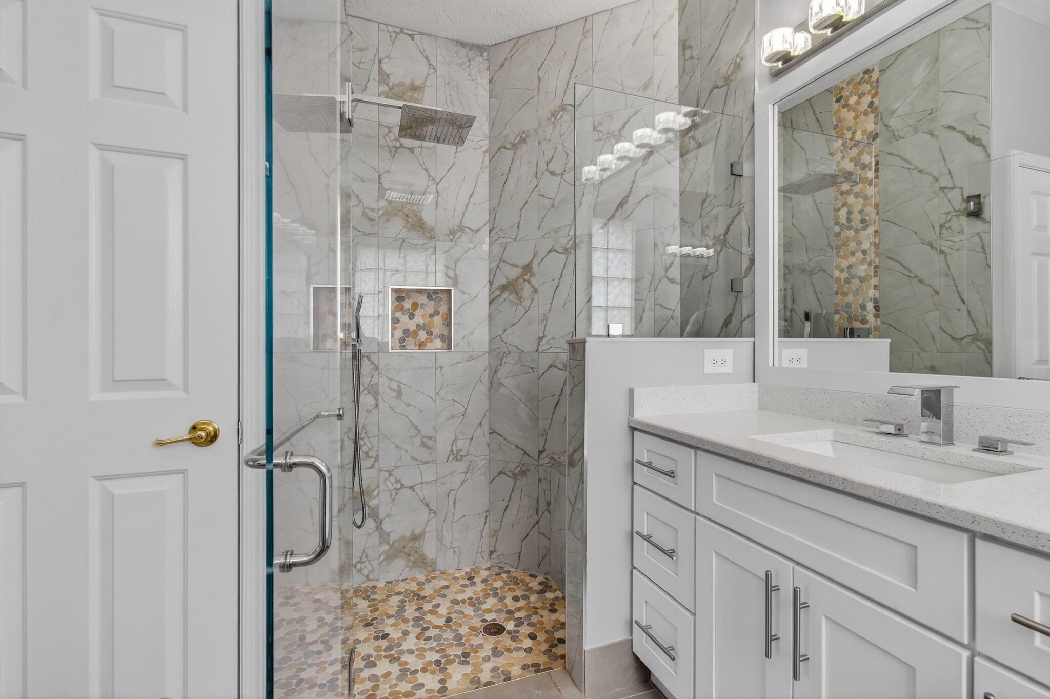 POLO TRACE 2 4 - Residential Lease