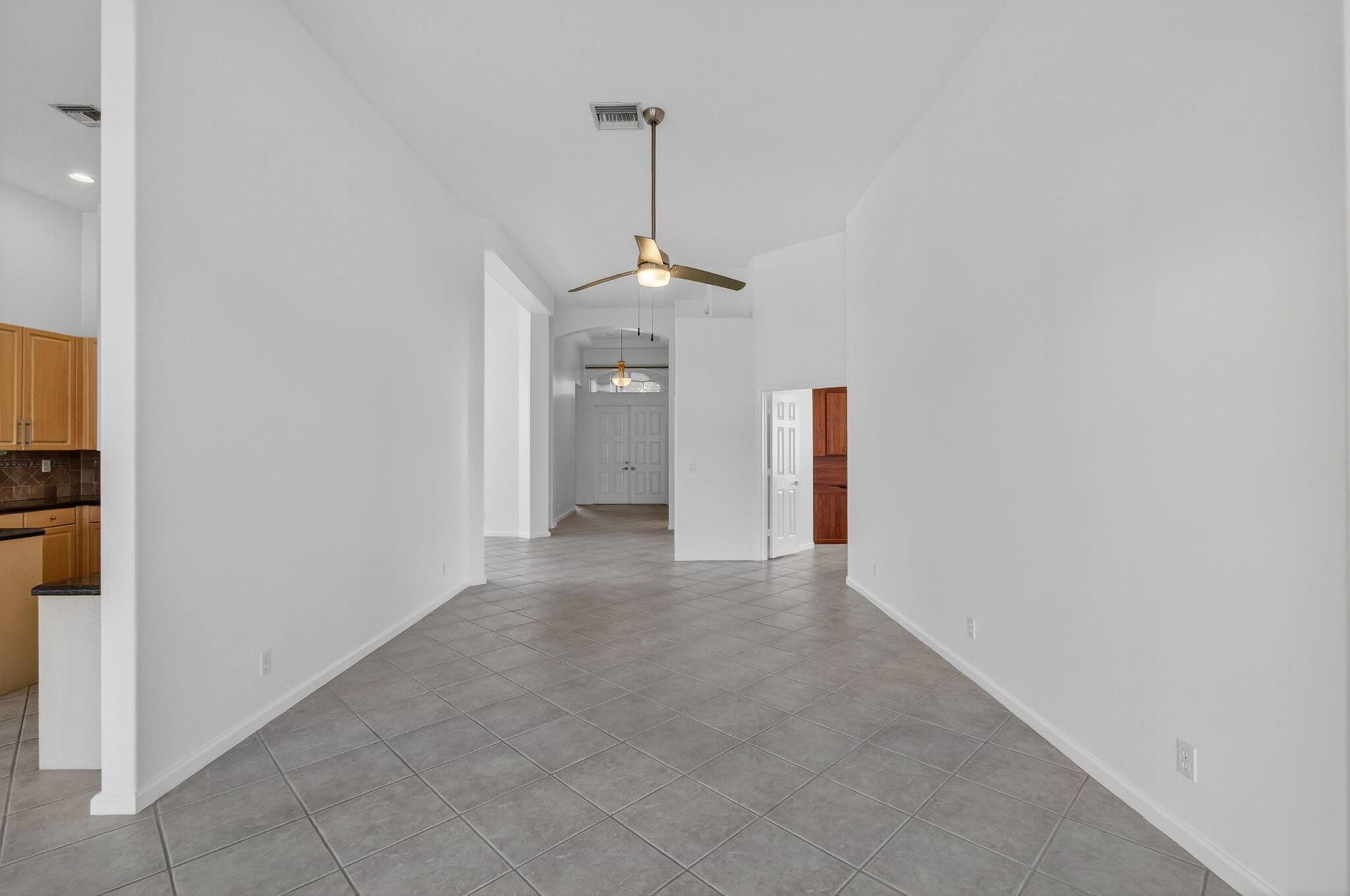 POLO TRACE 2 4 - Residential Lease