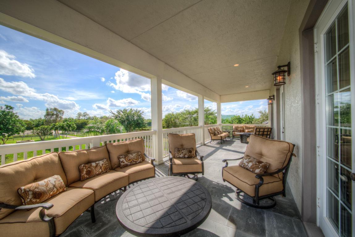 SADDLE TRAIL PARK OF WELLINGTON - Residential