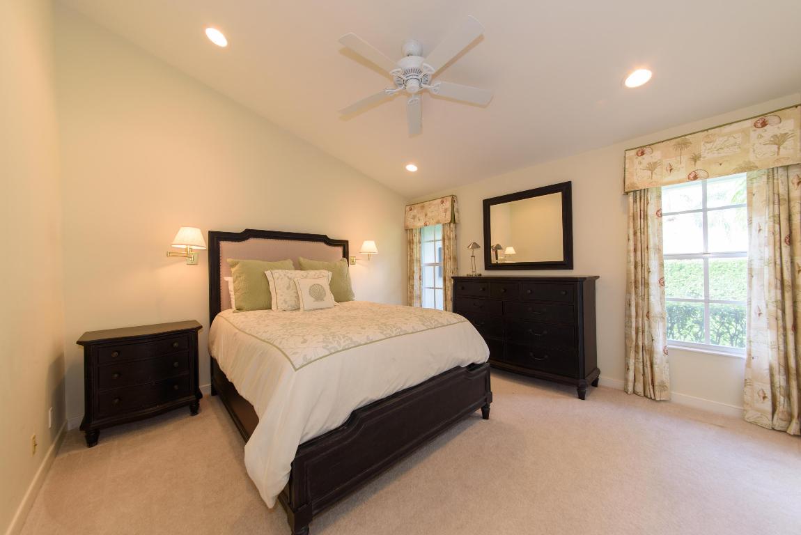 SADDLE TRAIL PARK OF WELLINGTON - Residential