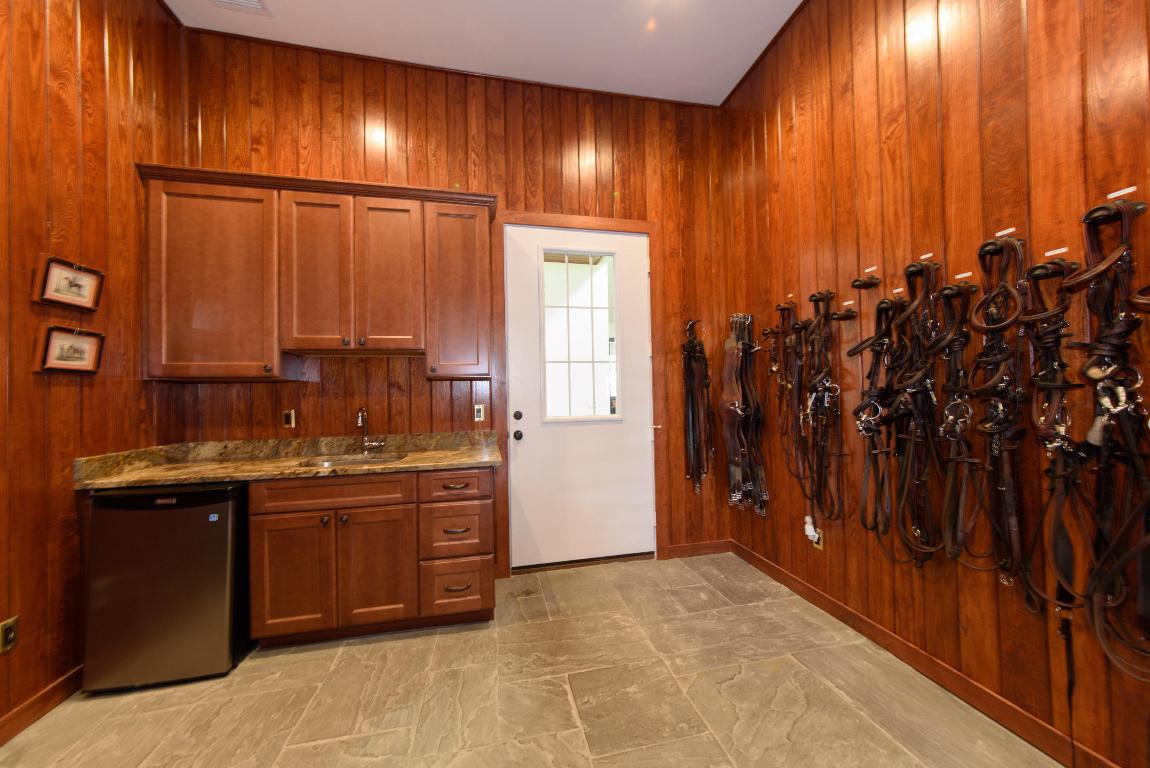 SADDLE TRAIL PARK OF WELLINGTON - Residential