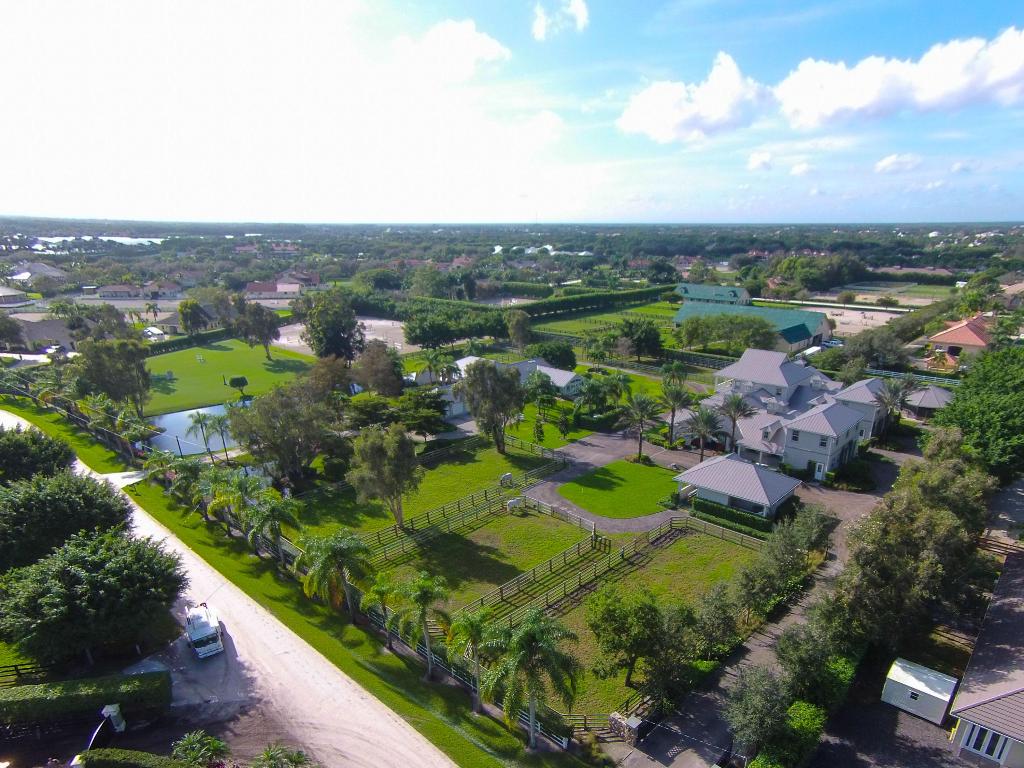 SADDLE TRAIL PARK OF WELLINGTON - Residential