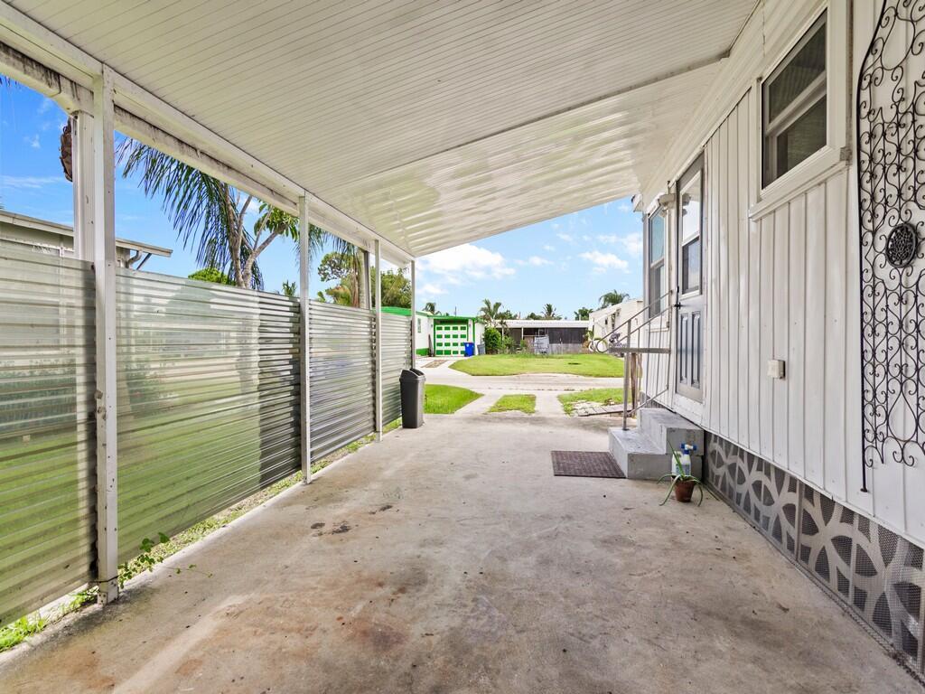 Sunshine Mobile Manor - Residential