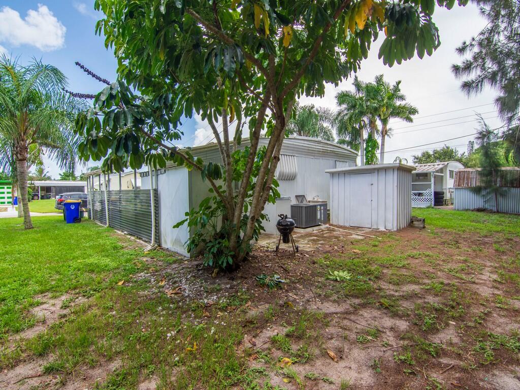 Sunshine Mobile Manor - Residential