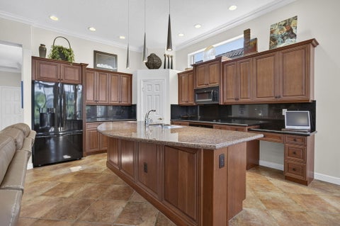 Tiny photo for 9902 Via Elegante, Wellington, FL 33411 (MLS # B26068515)