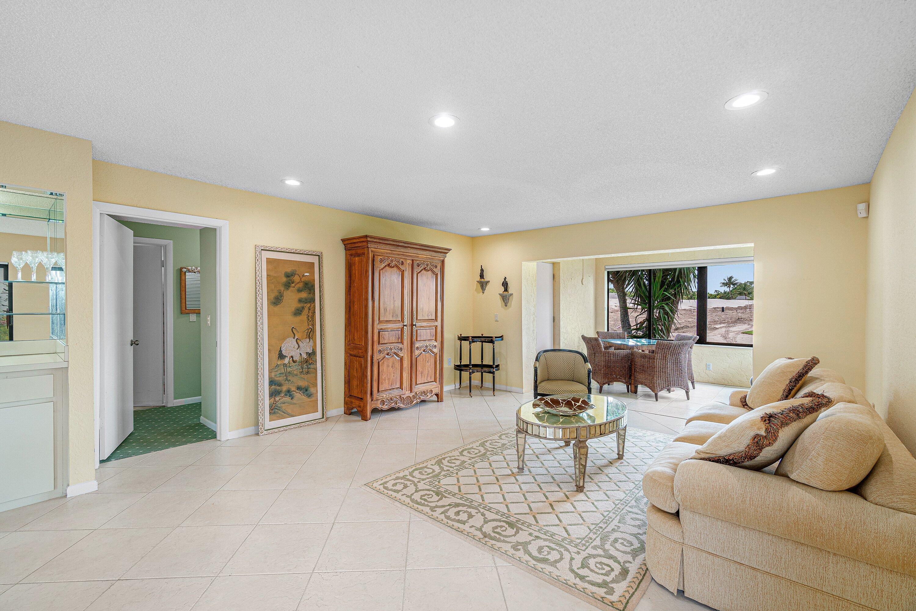 21 Southport Lane C