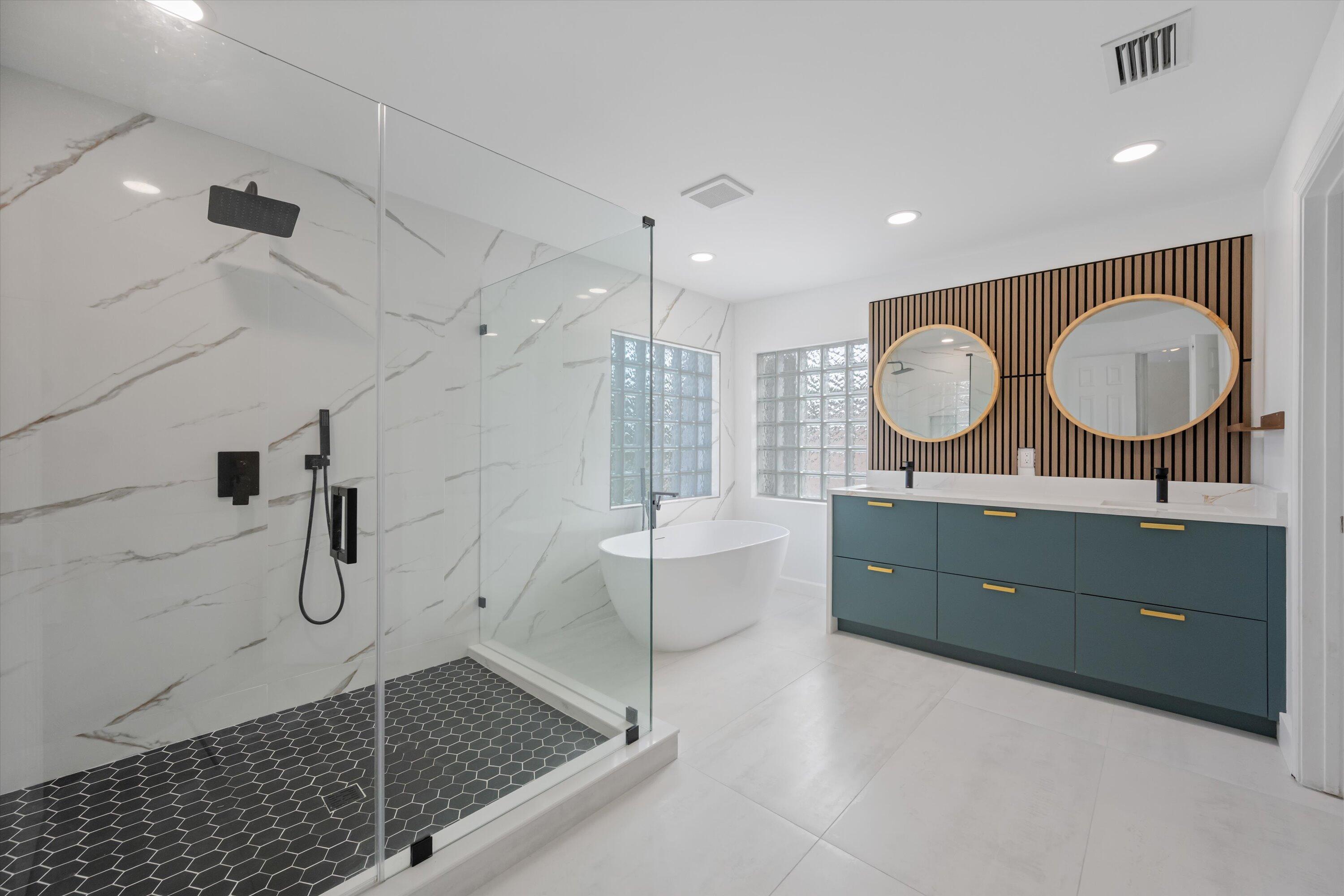 1222 Rose Gate Boulevard