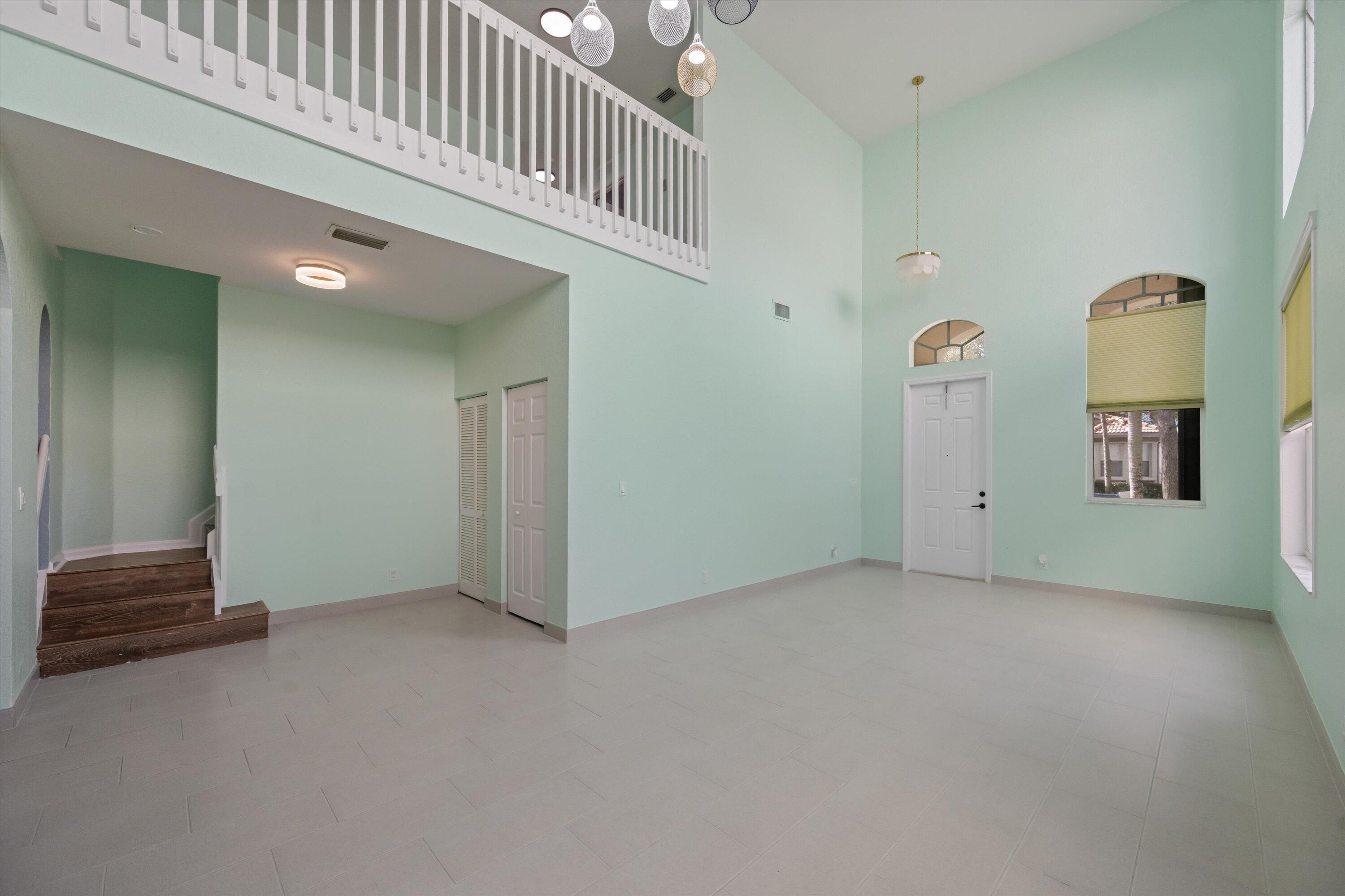 THOUSAND OAKS - Residential