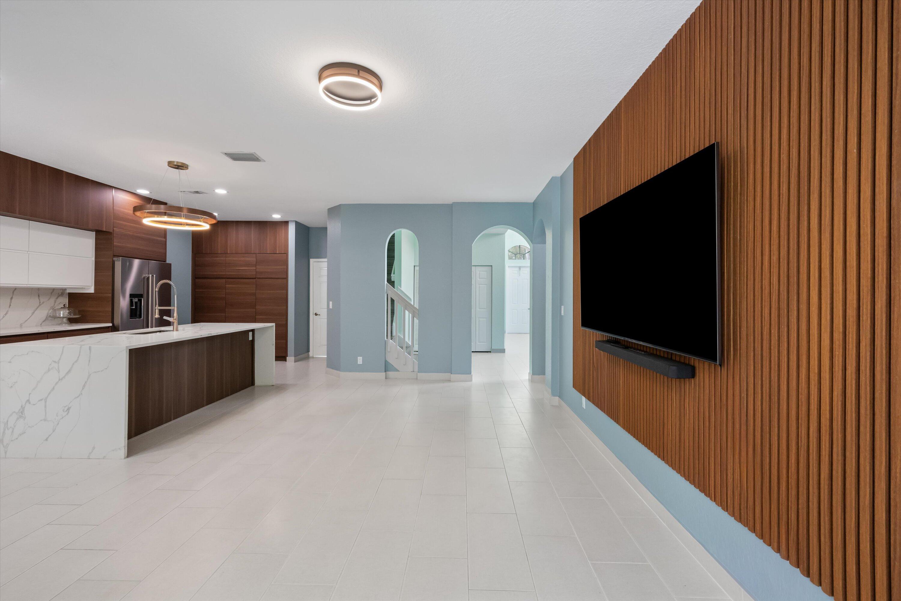 1222 Rose Gate Boulevard