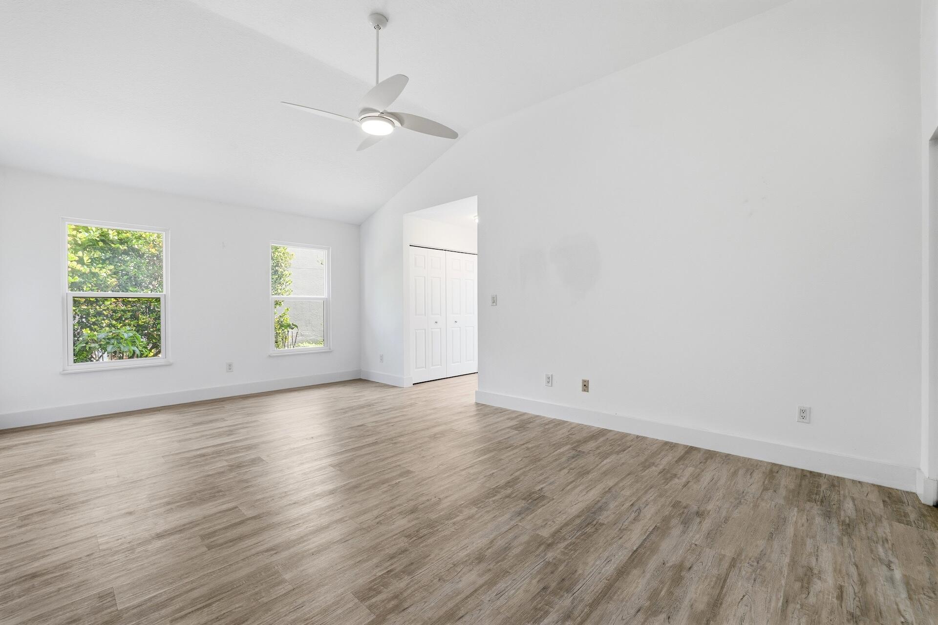 MEADOWLAND COVE 1 OF WELLINGTON - Residential