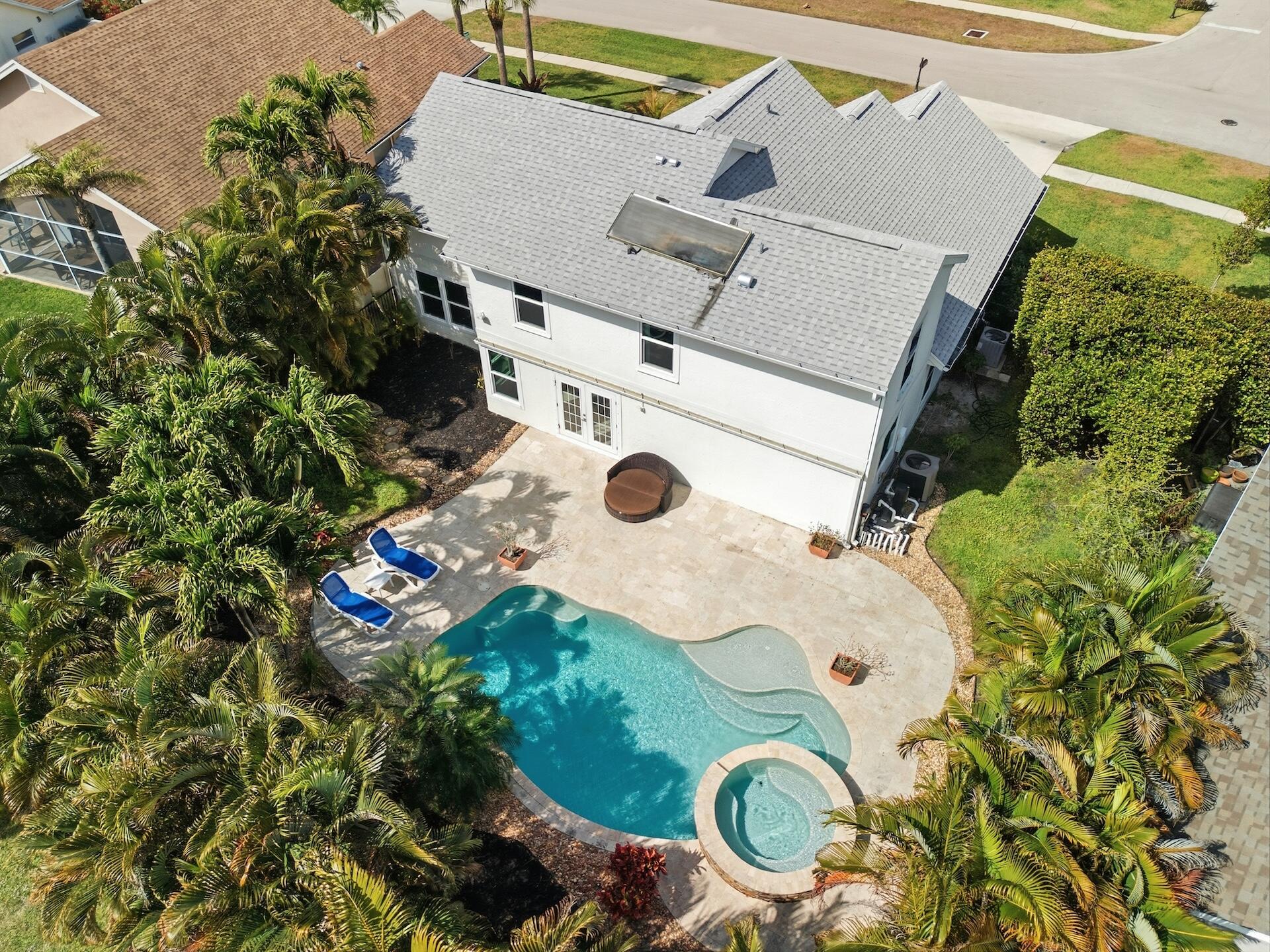 MEADOWLAND COVE 1 OF WELLINGTON - Residential