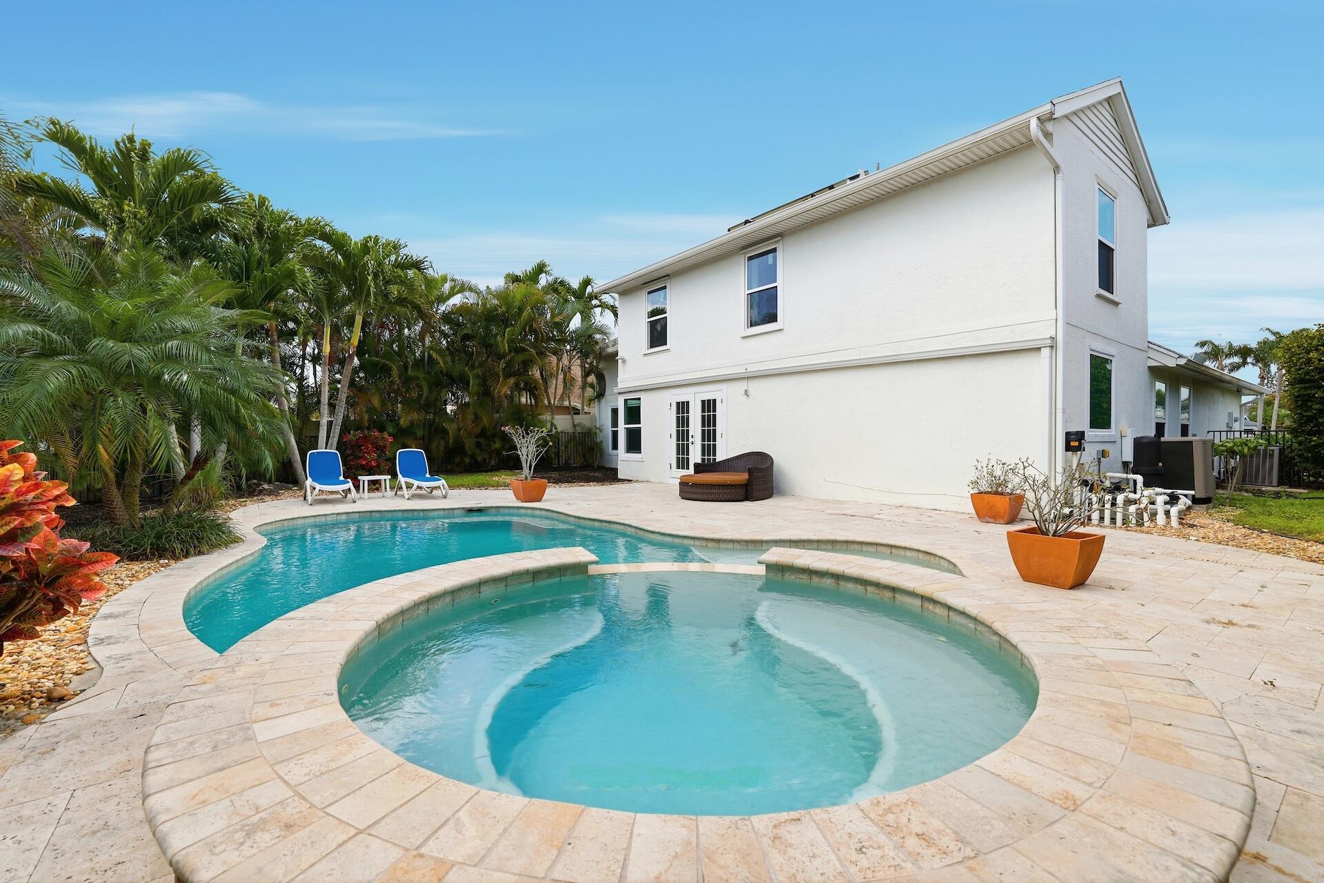 MEADOWLAND COVE 1 OF WELLINGTON - Residential