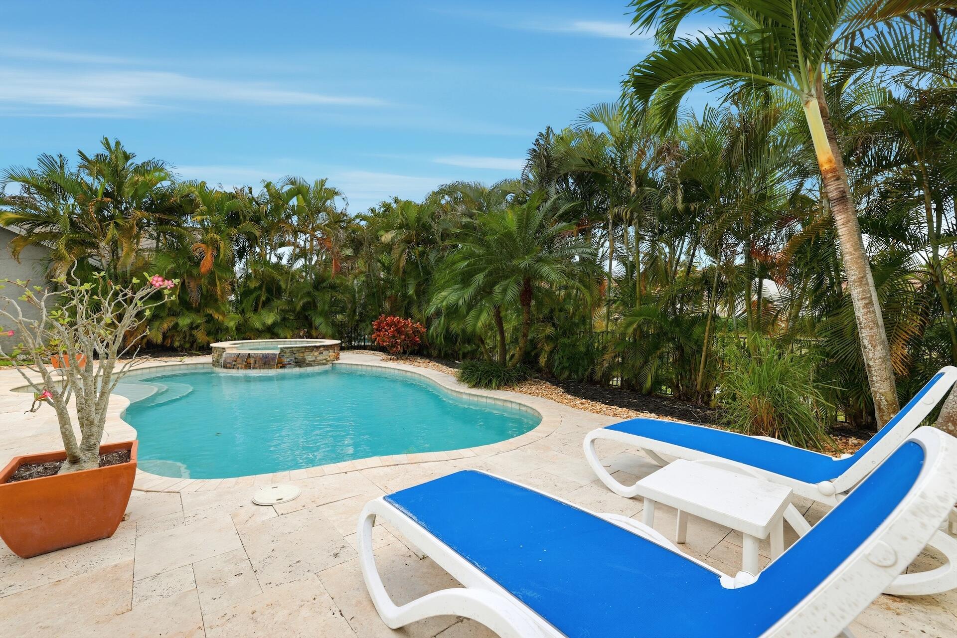 MEADOWLAND COVE 1 OF WELLINGTON - Residential