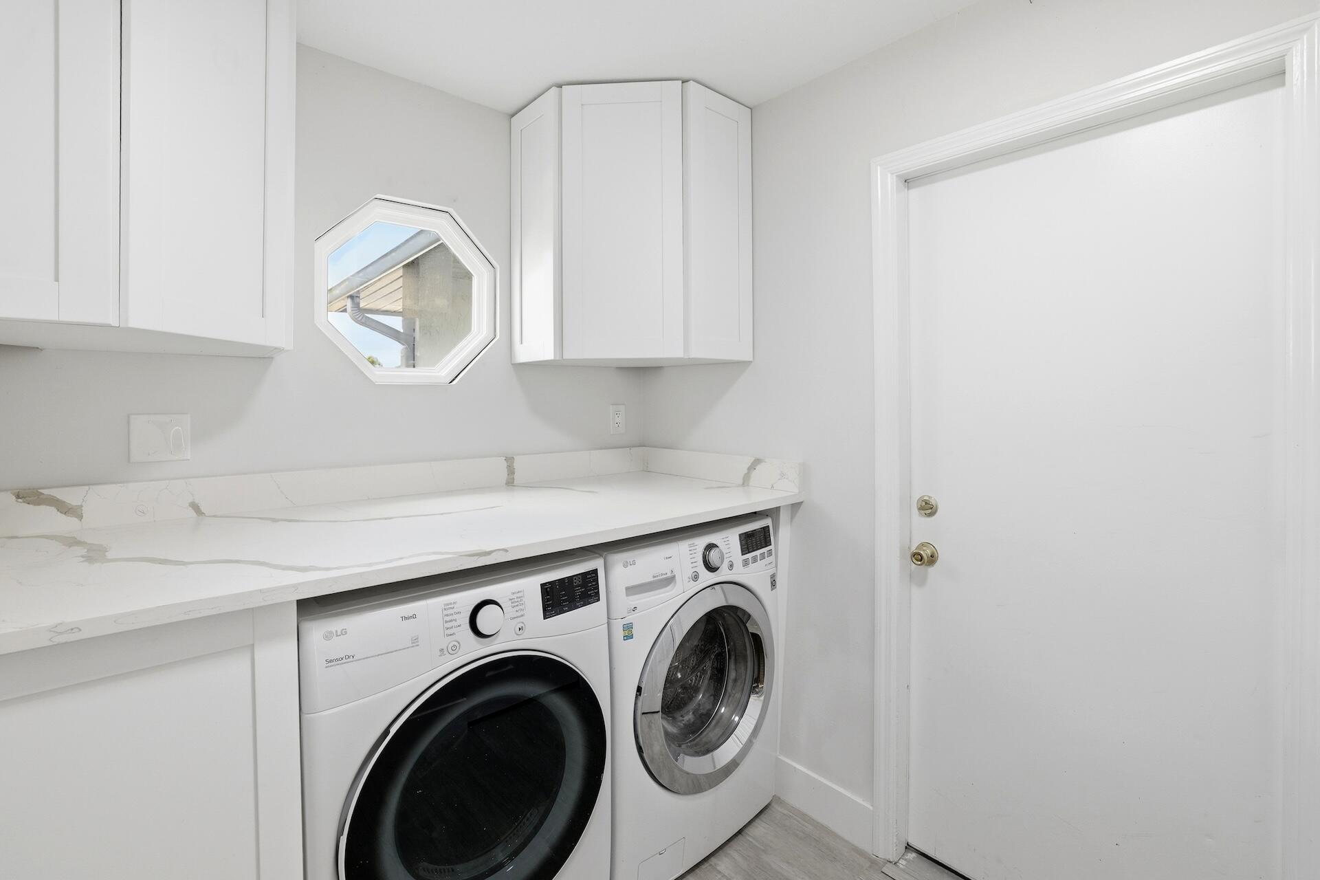 MEADOWLAND COVE 1 OF WELLINGTON - Residential